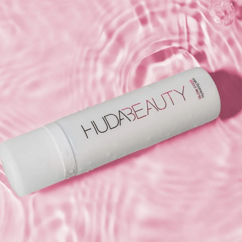 HUDA BEAUTY -- GLOW COCO Hydrating Mist
